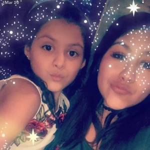 Meet your Posher, Yessica